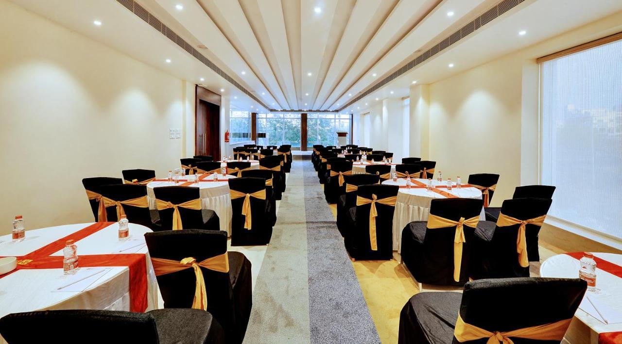 Mastiff Select Gulbarga Hotel Kalaburagi Eksteriør bilde
